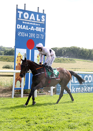 Irish Racing To Continue Behind Closed Doors