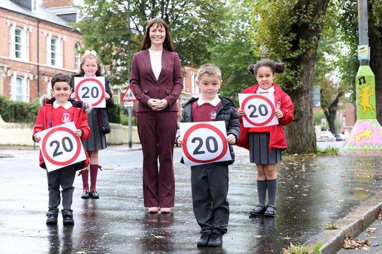 Mallon Launches 100 NI Schools On 20mph Speed Limit