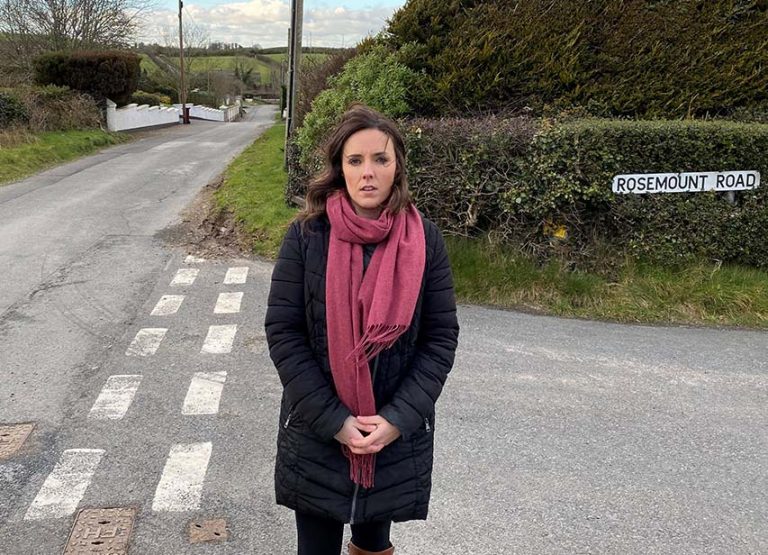 Cllr Cathy Mason Calls On Grit Box For Crabtree Road