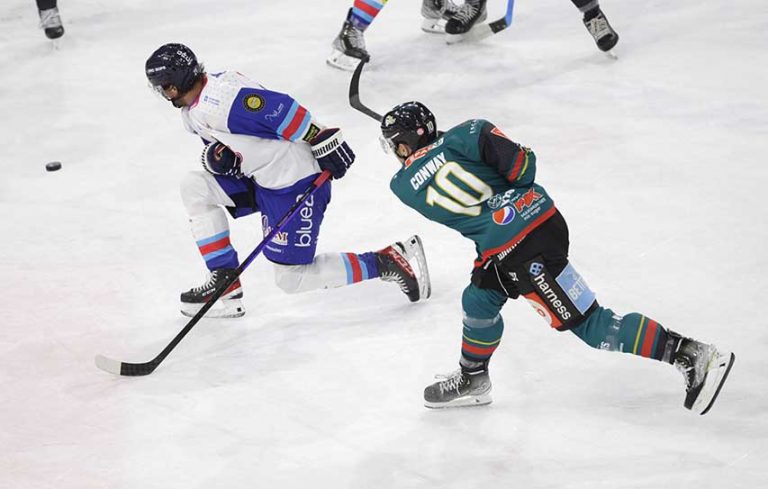 Belfast Giants Beat Dundee Stars From Two Down