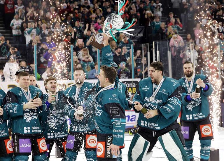 Belfast Giants Lift Challenge Cup