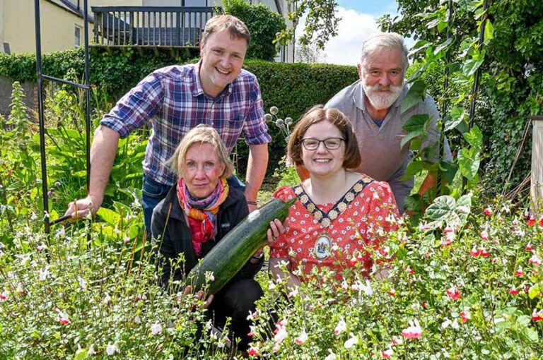 Ards Mayor Visits Bangor Allotments Ards Mayor Visits Bangor Allotments