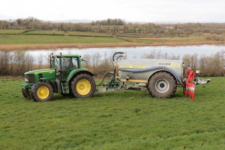 NI Water Asks Farmers Not To Spread Slurry On Water Area