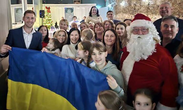 Brown Hosts Christmas For Ukranian Refugees