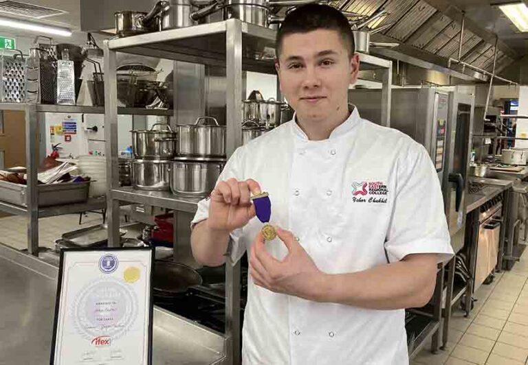 SERC Students Have Success At IFEX Exhibition SERC Students Have Success At IFEX Exhibition