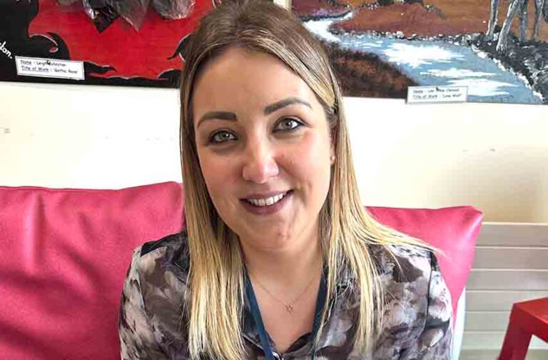 Banbridge Woman Achieves Goal To Be Social Worker