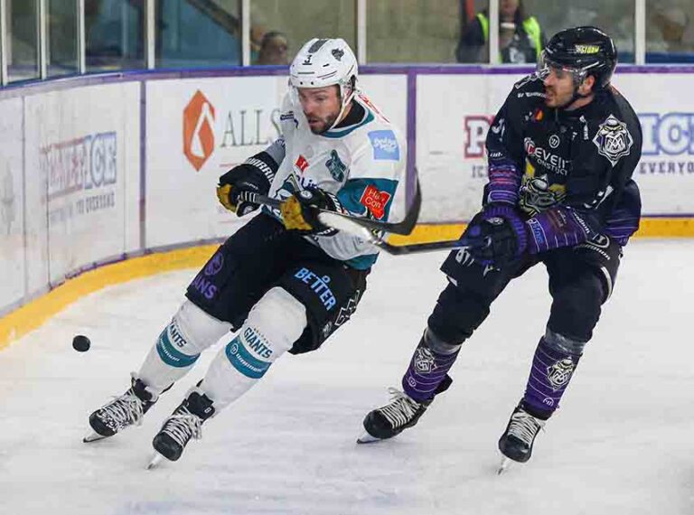 Belfast Giants Cruise To Win Over Manchester Storm