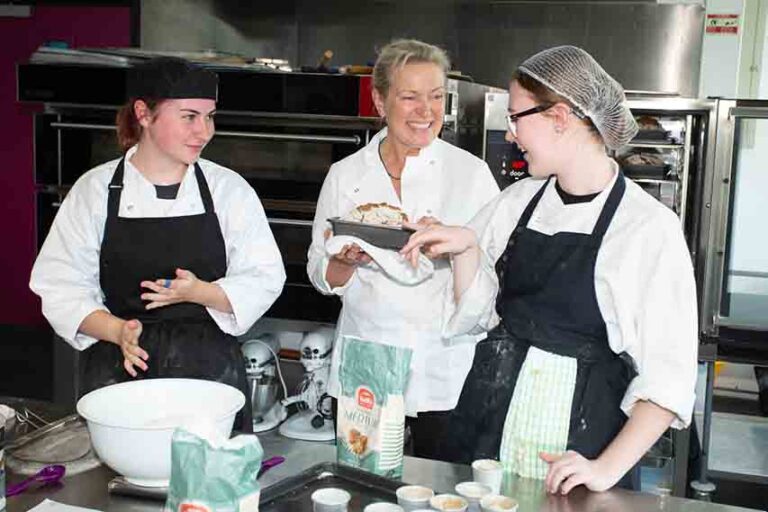 The Rachel Allen Demo And Dine With SERC A Big Hit The Rachel Allen Demo And Dine With SERC A Big Hit