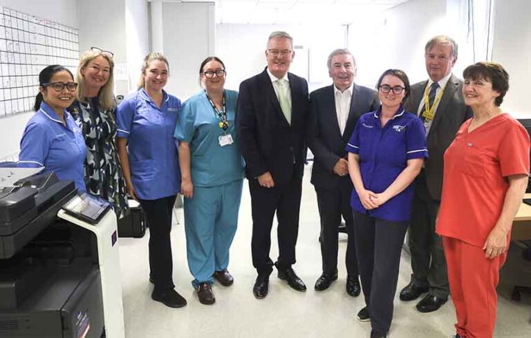 Health Minister Nesbitt Meets Hospital At Home Patient