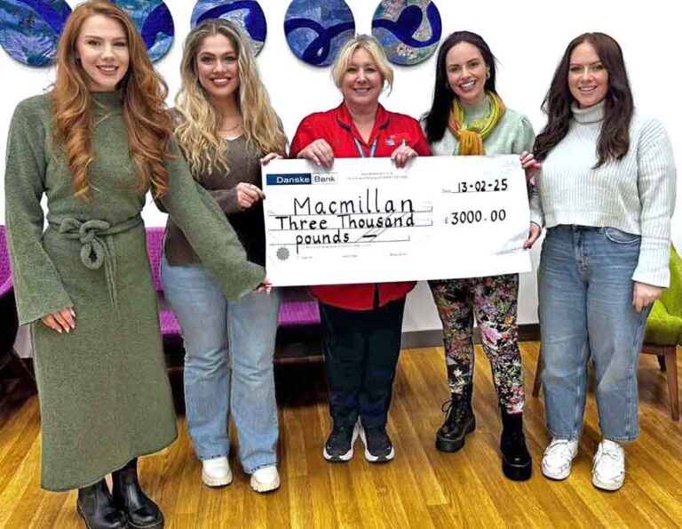 Downpatrick Singer Raises £3000 For Macmillan Unit