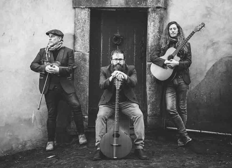 Irish Folk Group Cua To Play At Bangor Castle Irish Folk Group Cua To Play At Bangor Castle