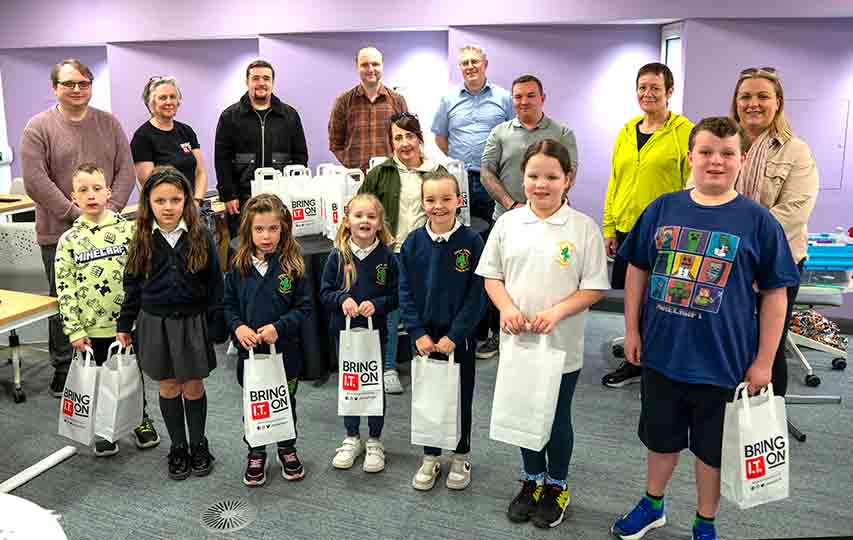 Primary School Children Get Hands On With IT At SERC
