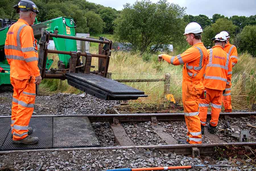 On The Line: Babcock Rail Helps Out DCDR
