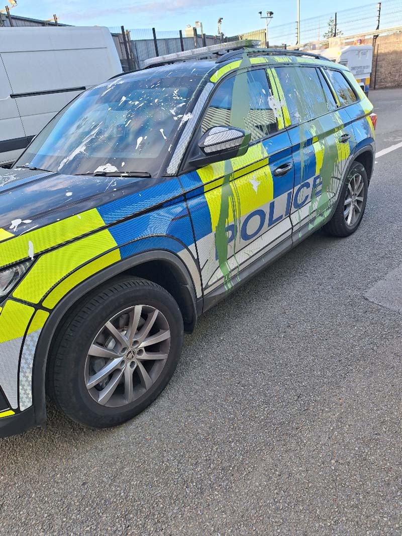 Crowd Wrecks Police Car In Kilkeel