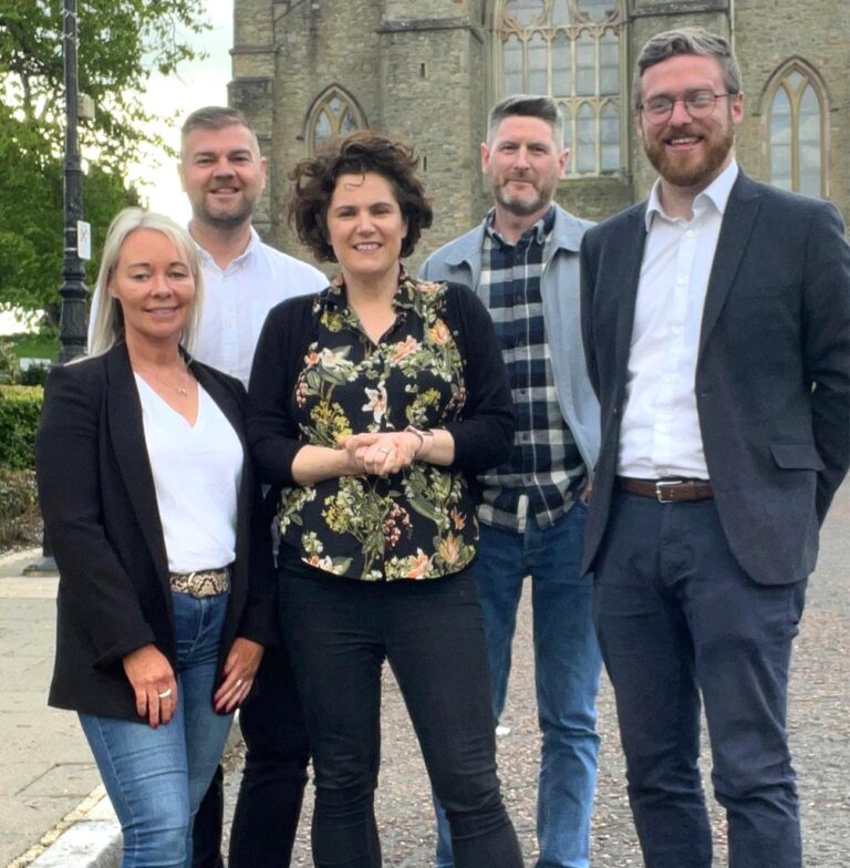 Aurla King Replaces Gareth Sharvin On Council