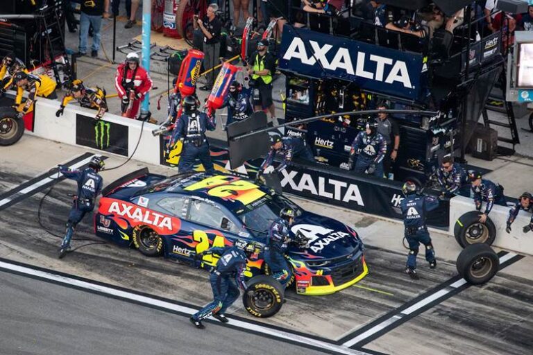 Live Betting on NASCAR: Tips for Fans
