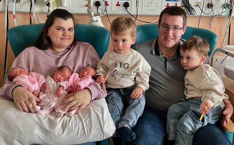 Mum Has Twins Then Follows Up With Triplets