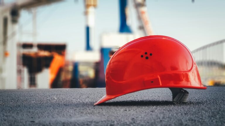 The Golden Rules of Staying Safe on a Construction Site
