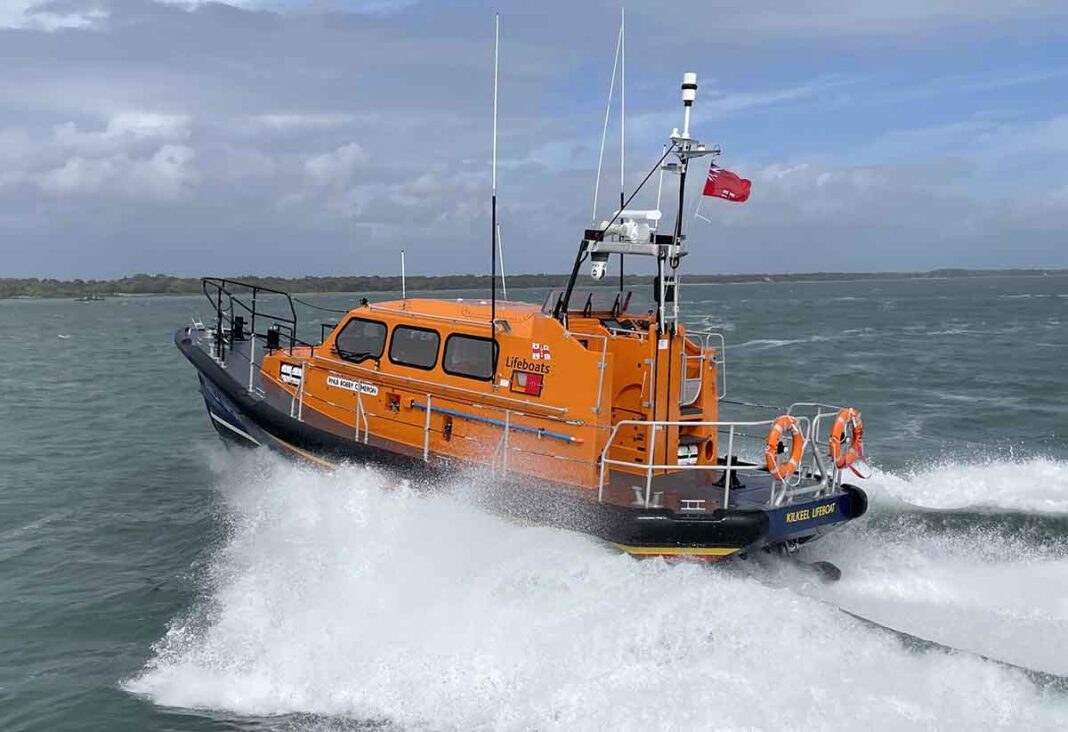 Newcastle And Kilkeel RNLI Rescue Two Sailors