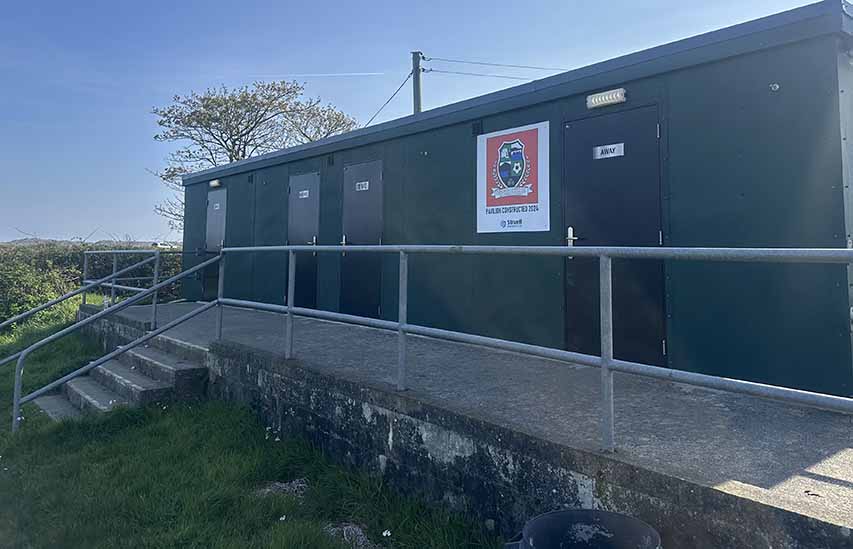 Lewis Asks Dog Owners In Dundrum To Clean Up Poo