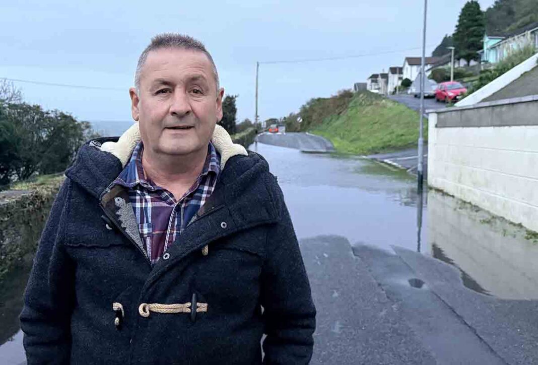 Clarke Calls For Repairs To Sea Cliff Close Flooding